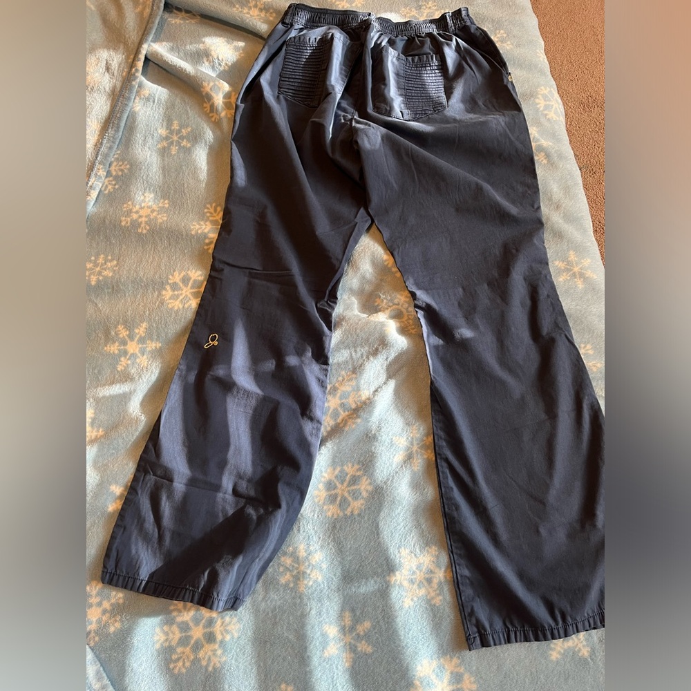 Jaanuu  scrub pants